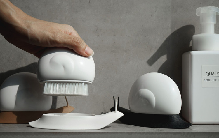 مسواک ناخن پا